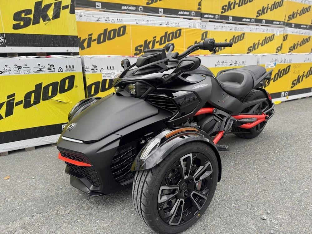 Can-am F3-s 2025 alt