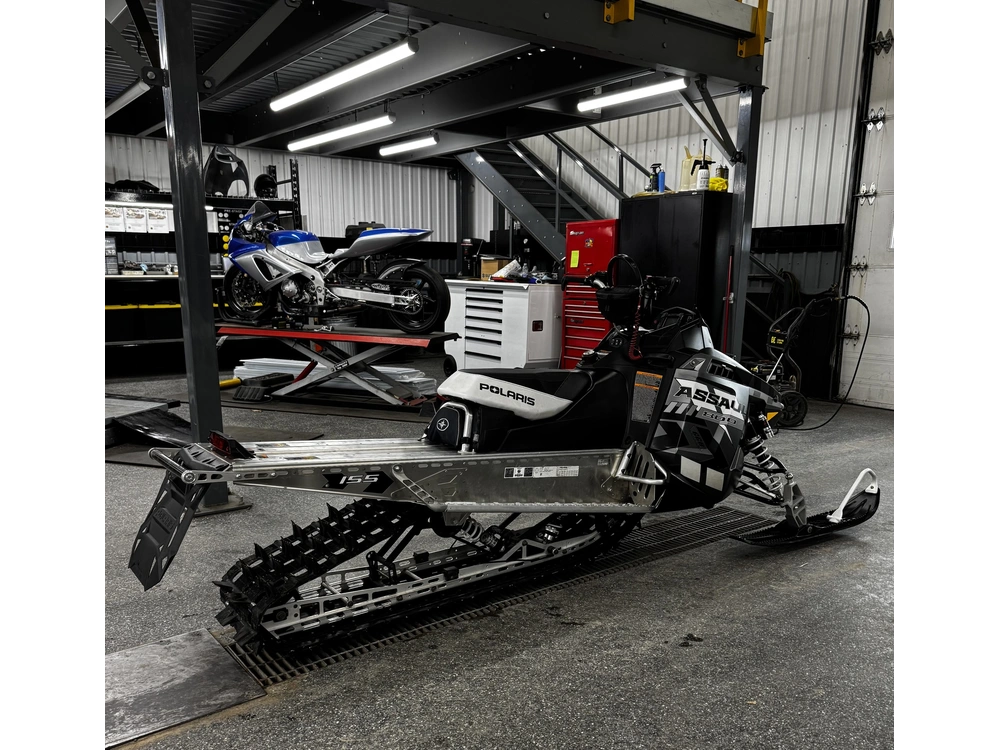 Polaris Rmk 155 Assault 2015 alt
