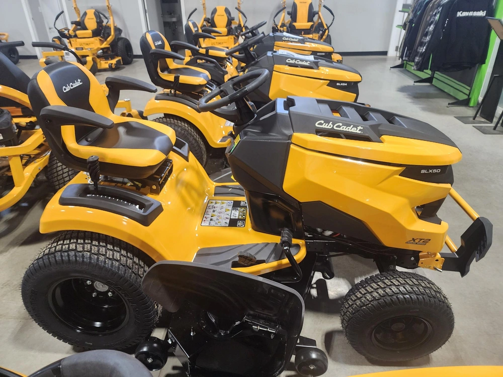 2025 Cub Cadet Xt2 Slx50 alt