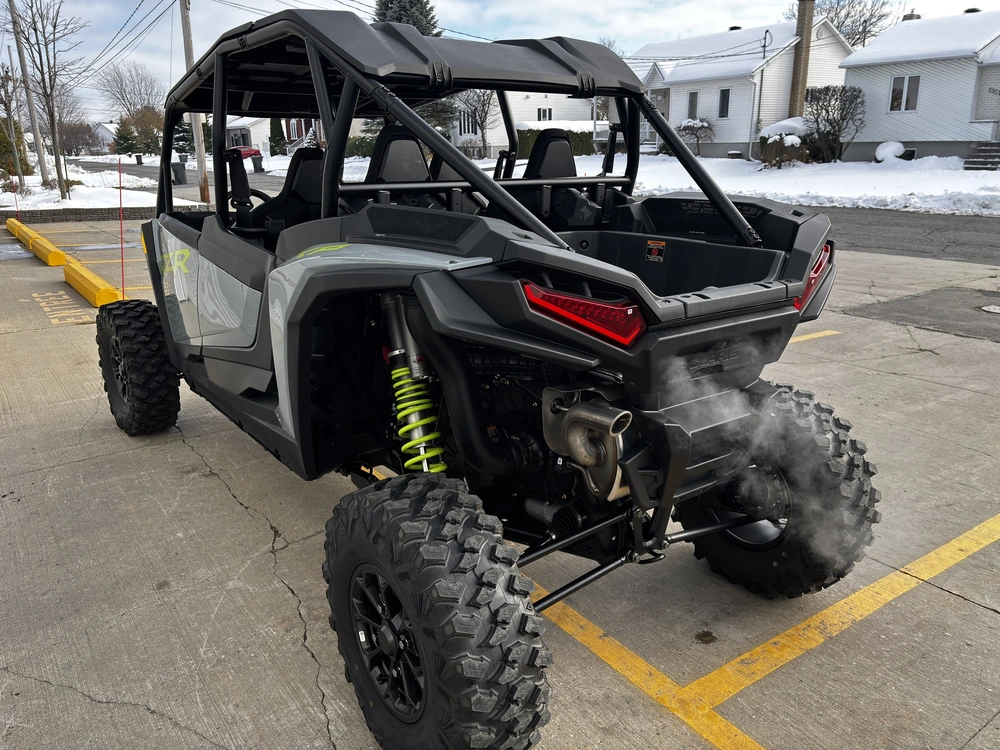 2025 Polaris Rzr Xp 4 1000 Ultimate alt