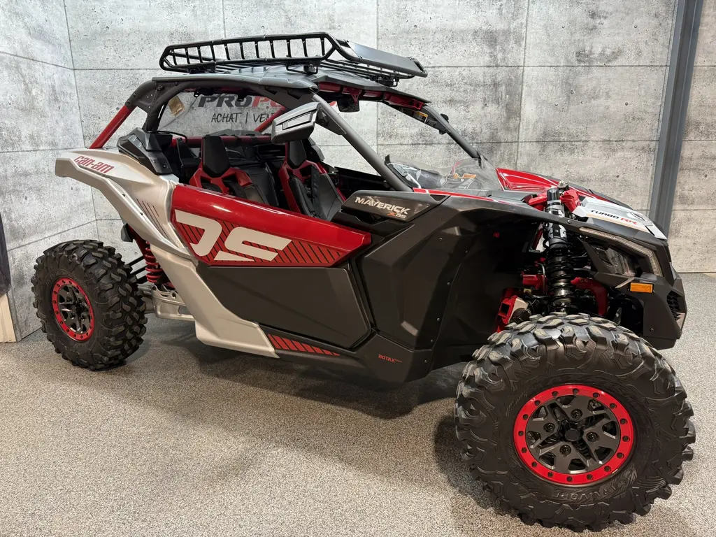 2024 Can-Am Maverick X3 X ds / XDS Turbo RR | 200HP + Garantie avril 2026