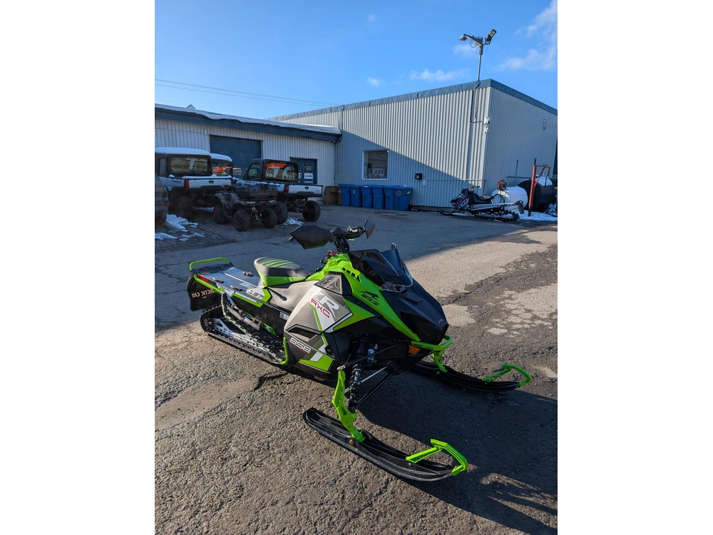 2026 Arctic Cat Zr 858 137 Rxc Es Us Grn | ⚡ Comparable Polaris Indy Xr & Ski-doo Mxz Xrs ⚡ | alt