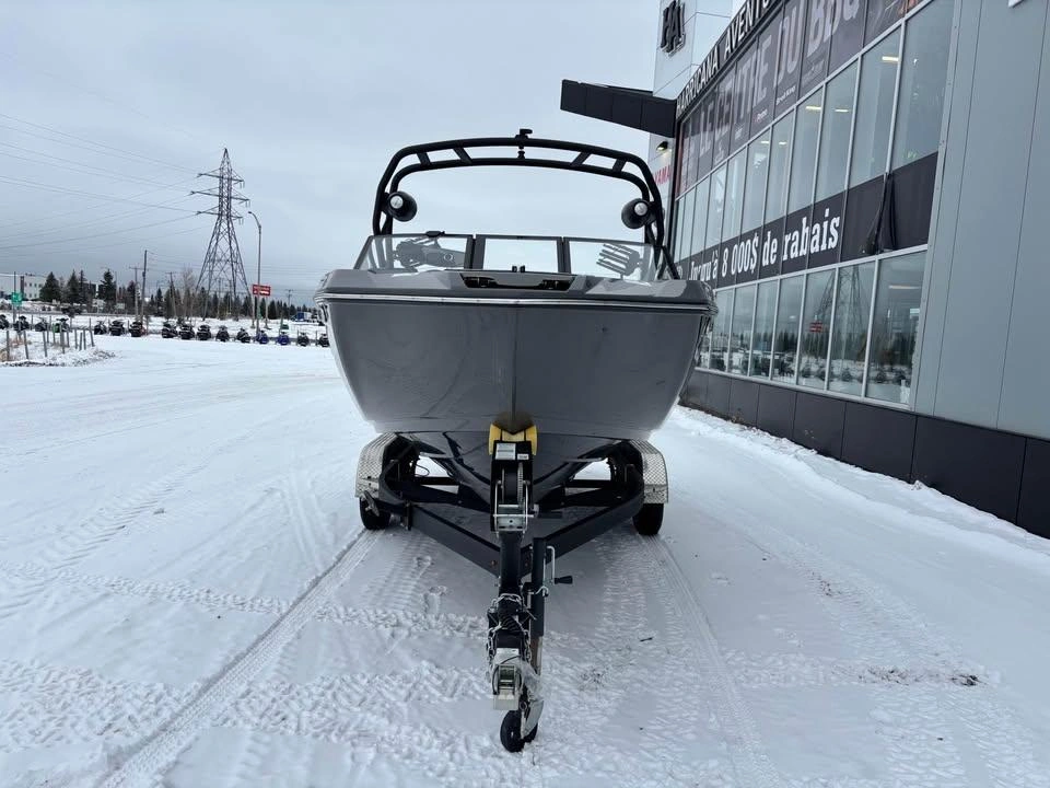 Yamaha 222xd 2025 alt