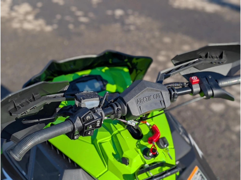 2026 Arctic Cat Zr 858 137 Rxc Es Us Grn | ⚡ Comparable Polaris Indy Xr & Ski-doo Mxz Xrs ⚡ | alt