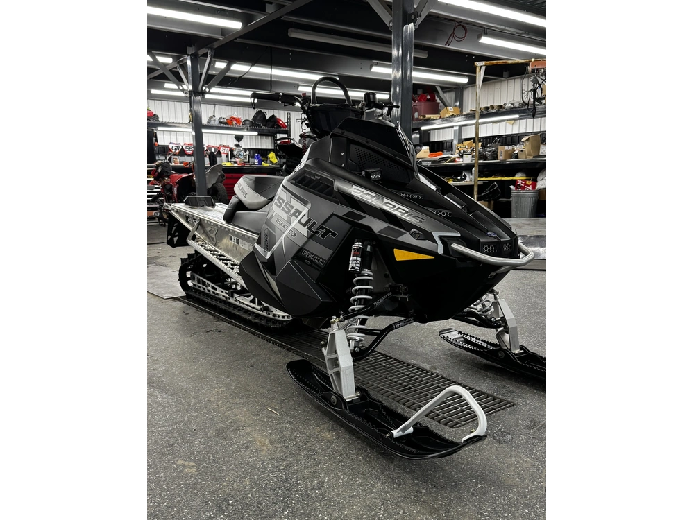 Polaris Rmk 155 Assault 2015 alt