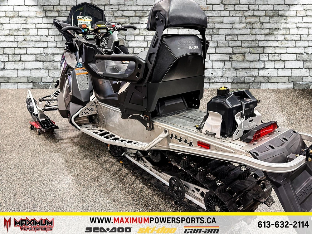 Polaris 800 Switchback Assault 144 R 2018 alt
