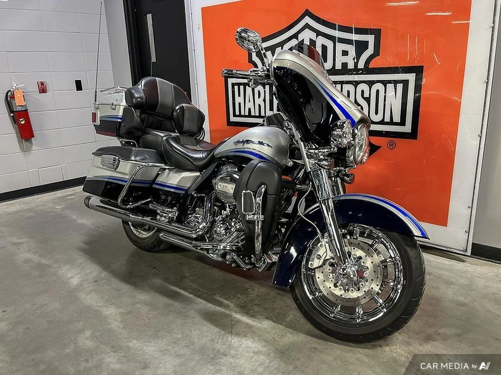 2009 Harley-davidson Flhtcuse Cvo Ultra Classic alt