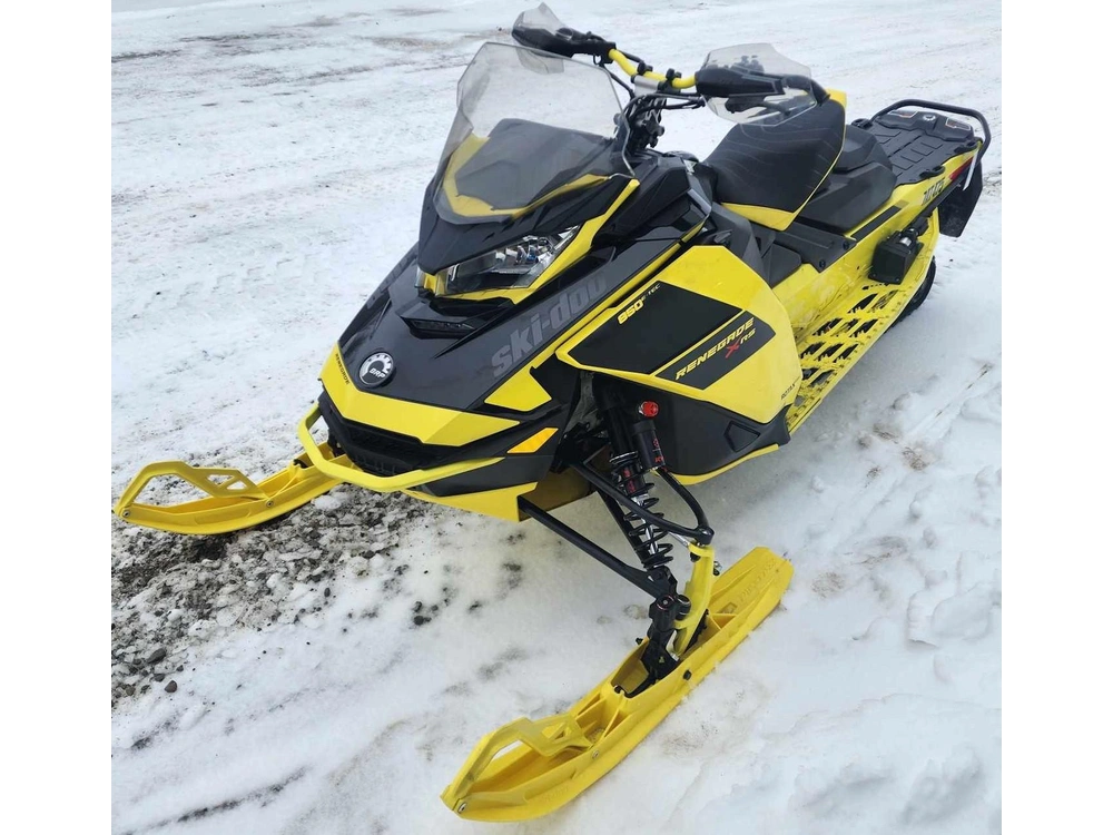 2021 Ski-doo Renegade X Rs alt