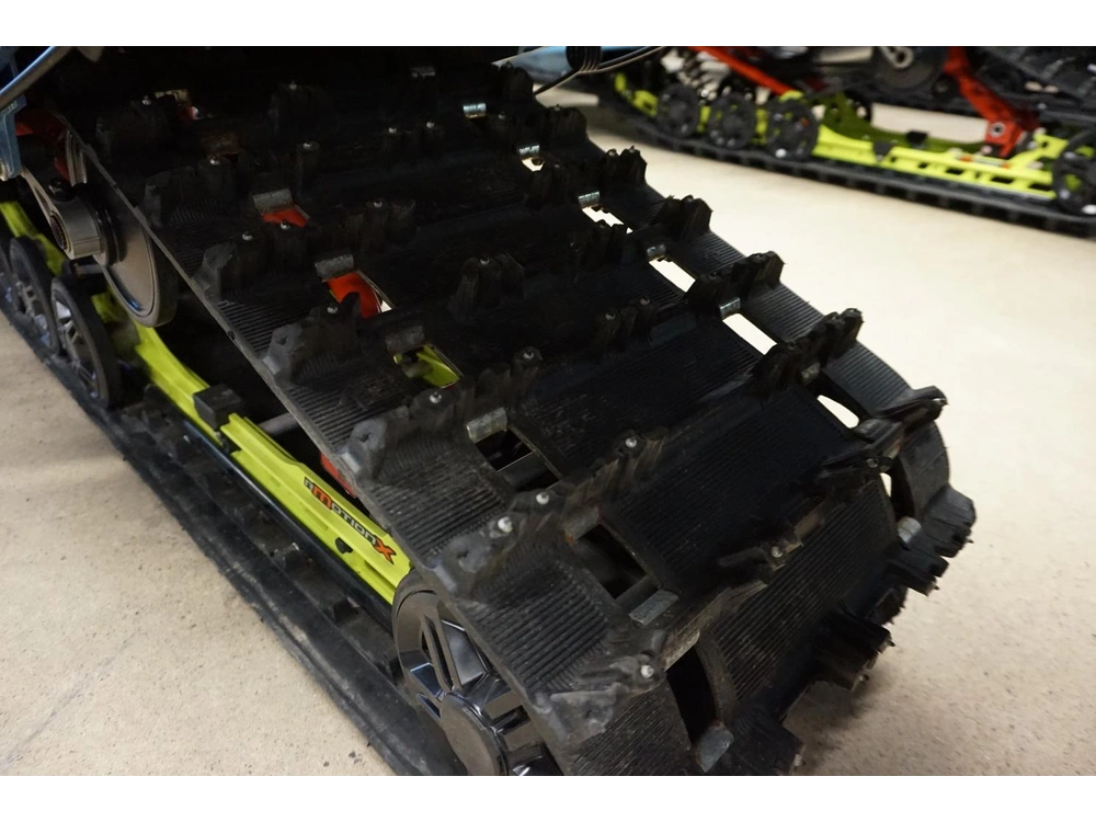 Ski-doo Renegade Enduro 850 Etec 2022 alt