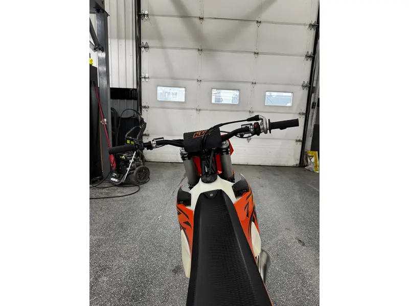 2026 KTM 300 XC