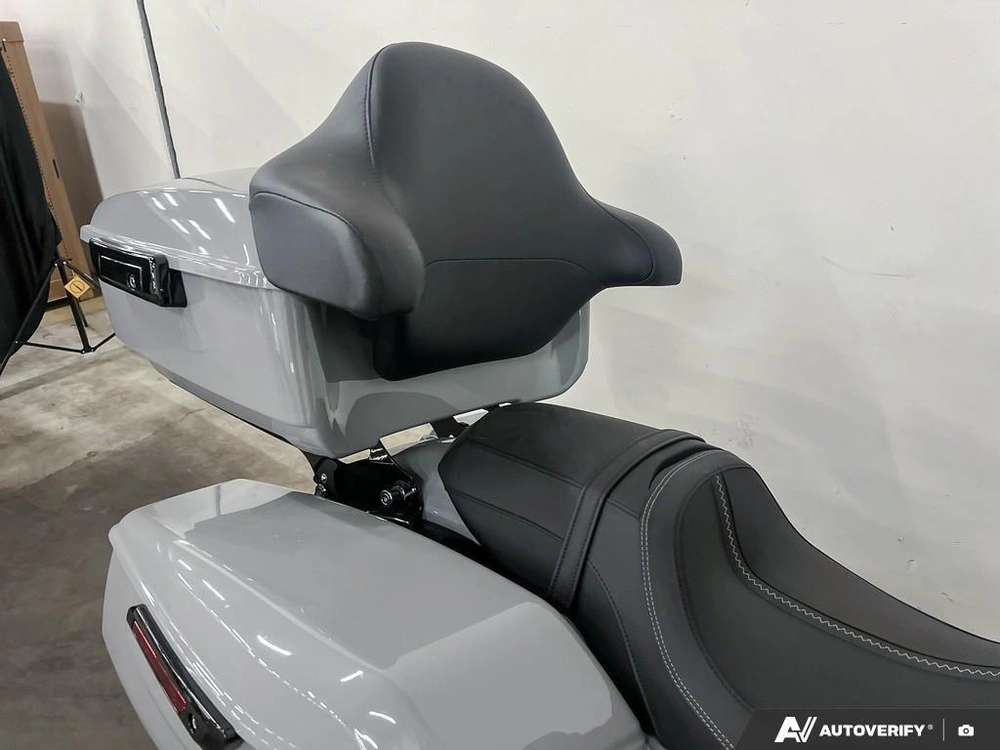 2025 Harley-davidson Flhx - Street Glide® alt