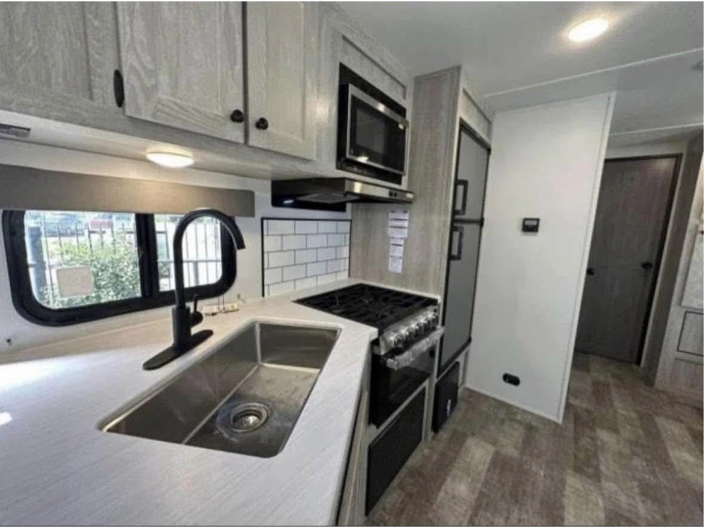 2025 Riverside Rv Xplorer 290bh alt