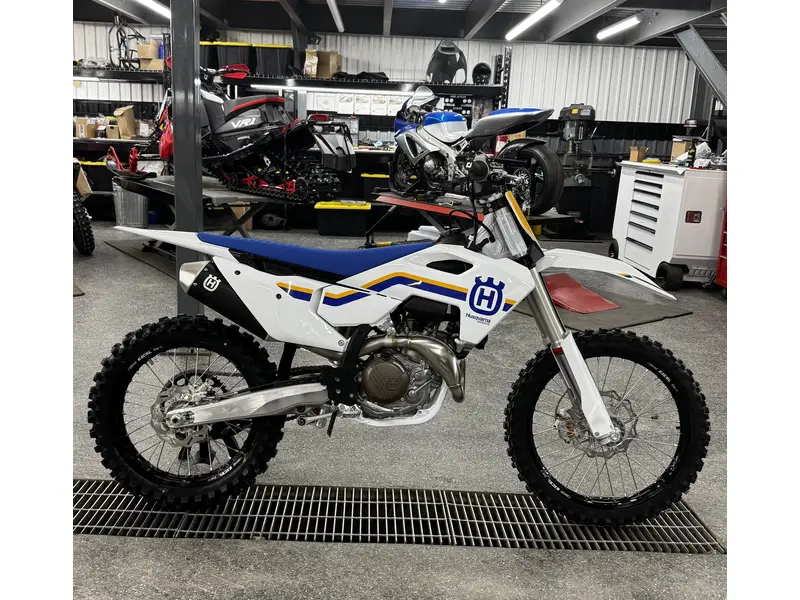 2023 Husqvarna FC 450 HERITAGE - 1