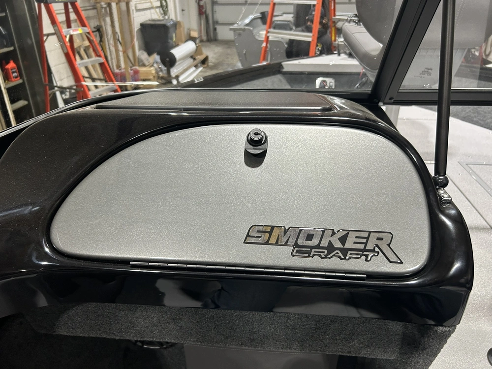 Smokercraft Pro Angler Xl 182 2026 alt