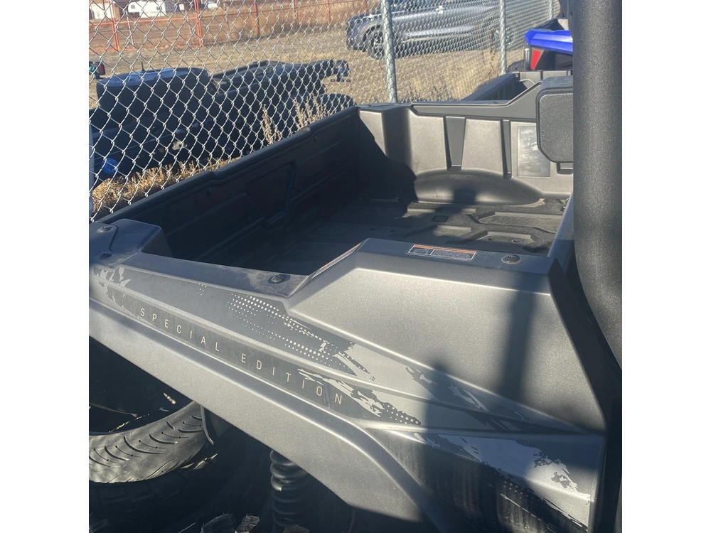 2025 Yamaha Wolverine Rmax2 1000 Se alt