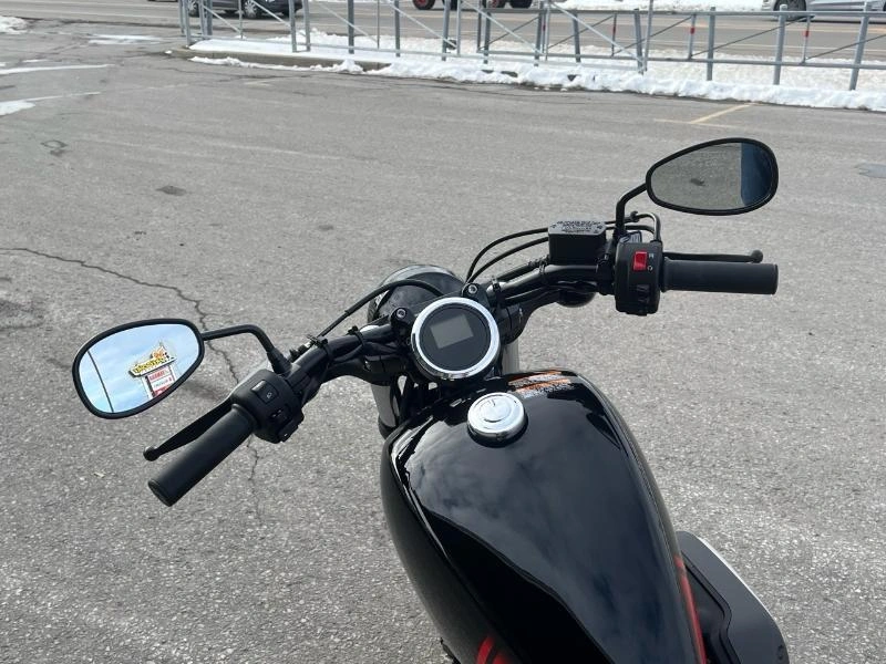 Yamaha Bolt R-spec 2025 alt