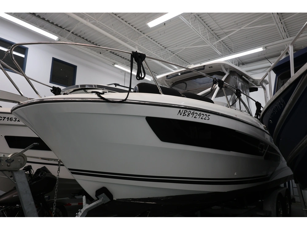 2023 Jeanneau Leader 9.0 alt