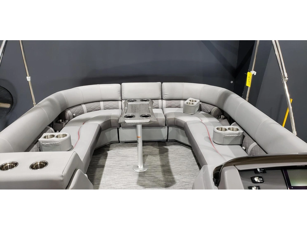 Bennington Marine 25lsrtdst 2023 alt