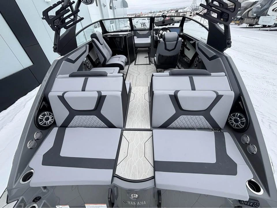 Yamaha 222xd 2025 alt