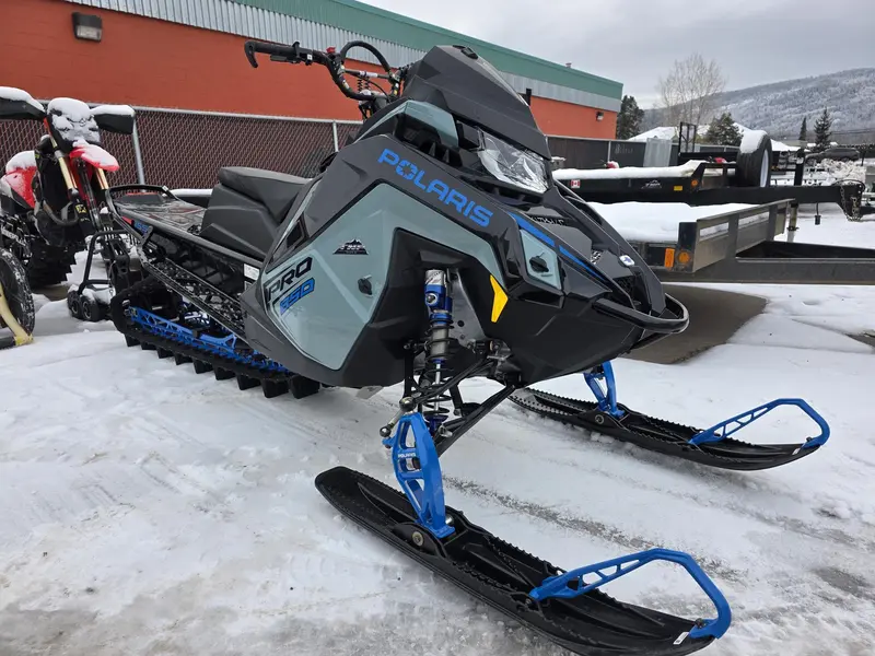 2026 Polaris 850 RMK PRO 155 - 7S Display Hemlock Blue / Black / Velocity Blue