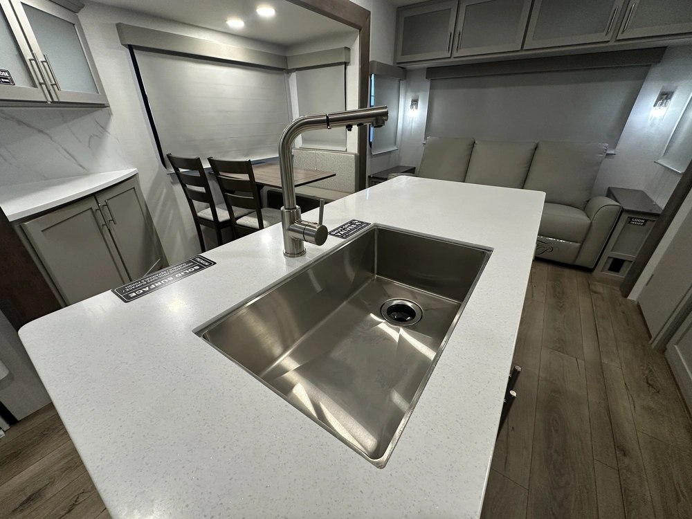 Alliance Rv Avenue 25rl 2026 alt
