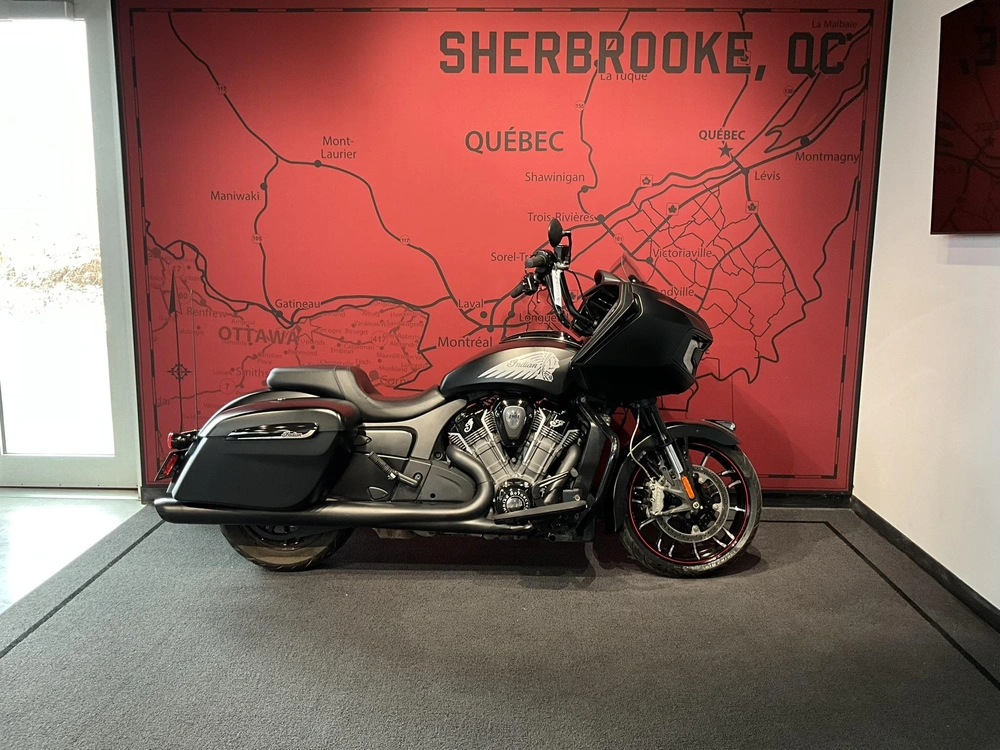 Indian Motorcycle Challenger Dark Horse 2023 alt