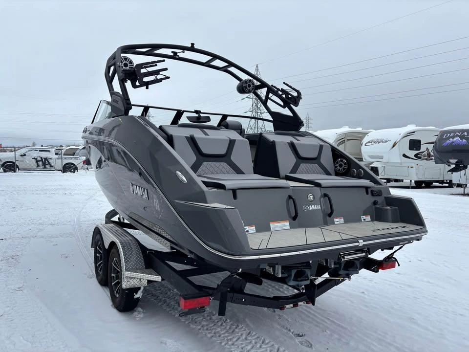 Yamaha 222xd 2025 alt