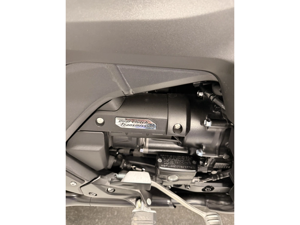 Honda Gold Wing Tour Dct Goldwing Tour Automatique Dct 2025 alt