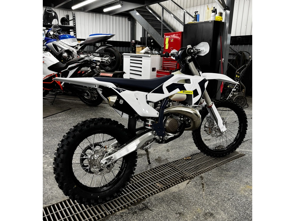 Husqvarna Tx 300 2026 alt