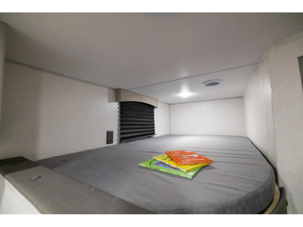 2026 Forest River Viking 26bh alt