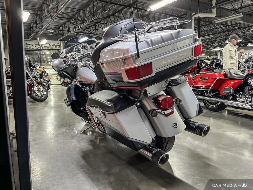 2009 Harley-davidson Flhtcuse Cvo Ultra Classic alt