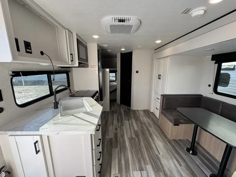 2026 Jayco JAY FLIGHT SLX 245BHS