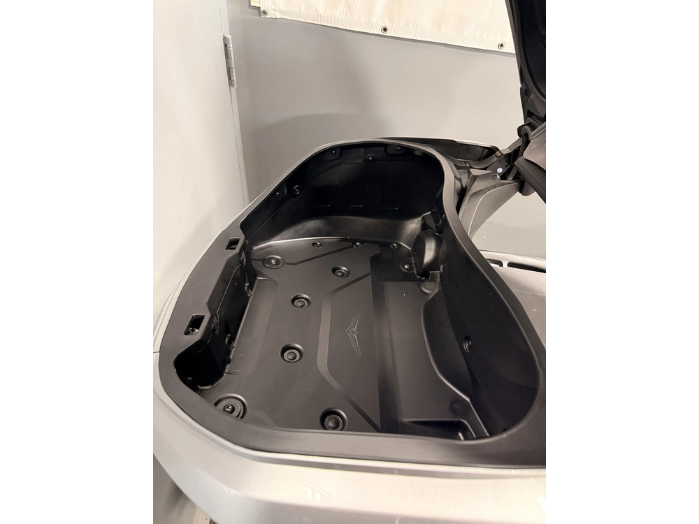 Honda Gold Wing Tour Dct Goldwing Tour Automatique Dct 2025 alt