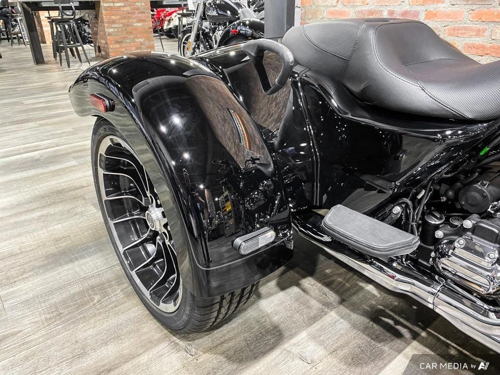 2023 Harley-davidson Fltrt - Road Glide™ 3 alt