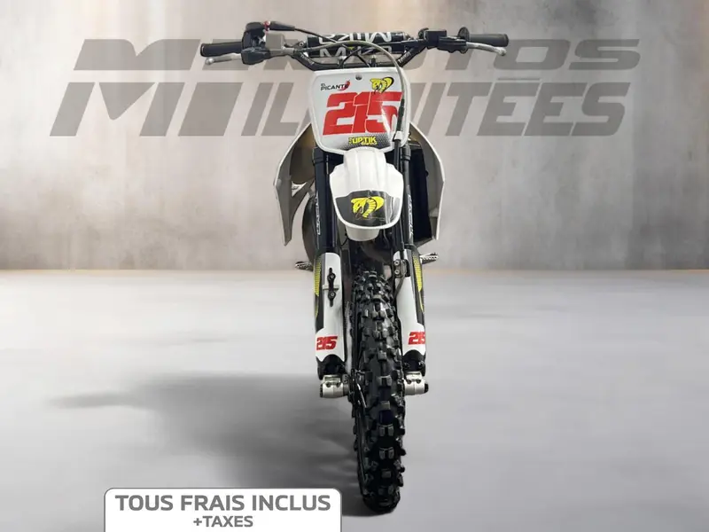 2021 Cobra CX65 thumbnail 3