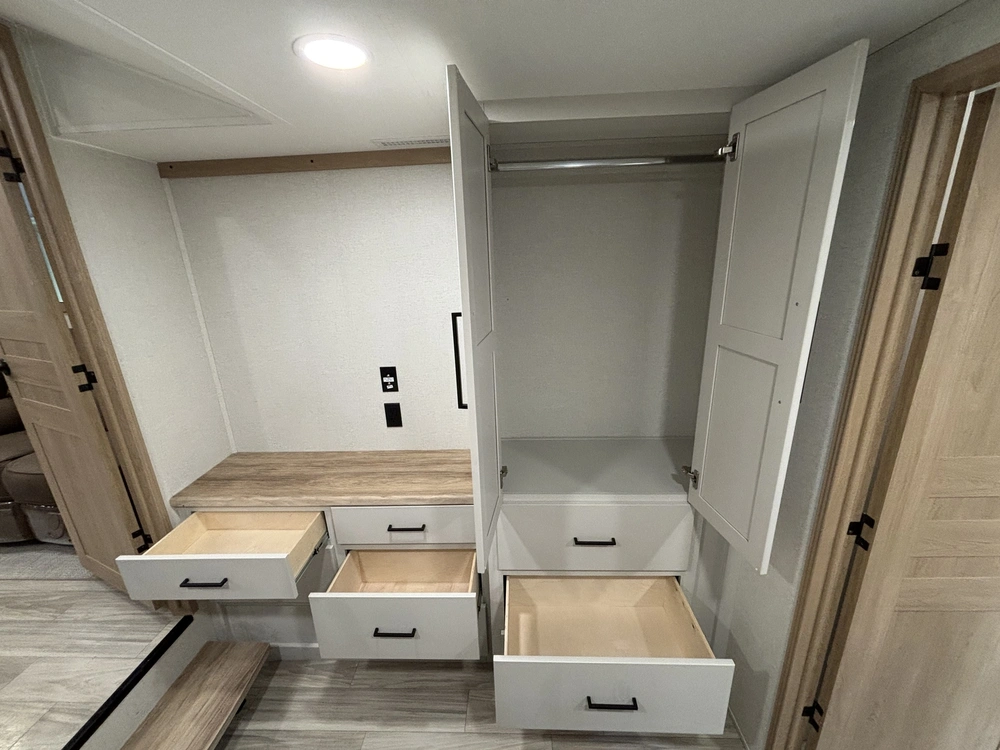 Forest River Sierra 41duplex 2026 alt