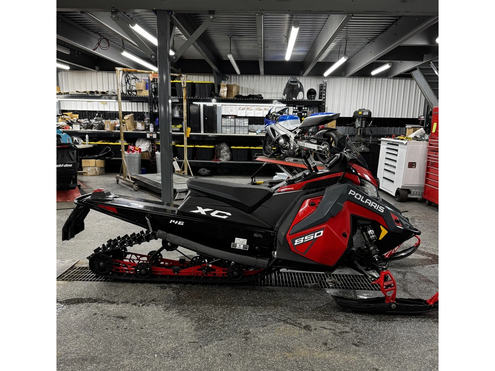 Polaris 850 Switchback Xc 146 2024 alt