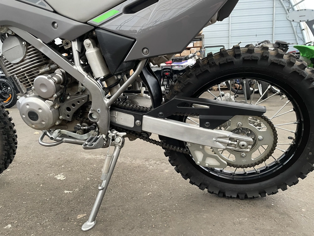 2025 Kawasaki Klx140r L alt