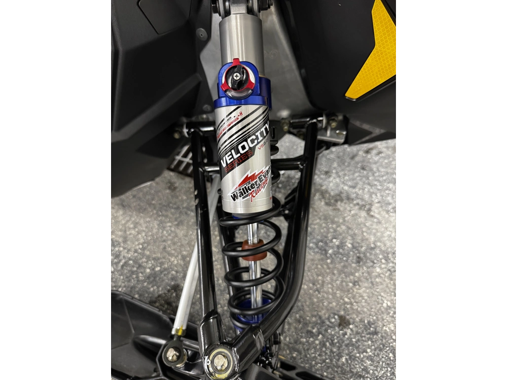 Polaris 9r Indy Xcr 137 2026 alt