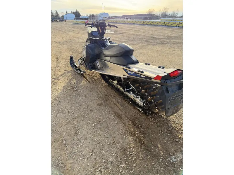 2011 Ski-Doo Summit Everest 800R E-TEC