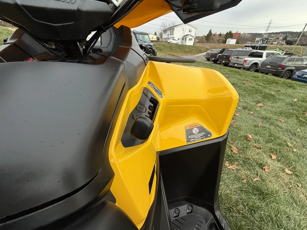 2024 Can-am Outlander Max Xt 700 alt