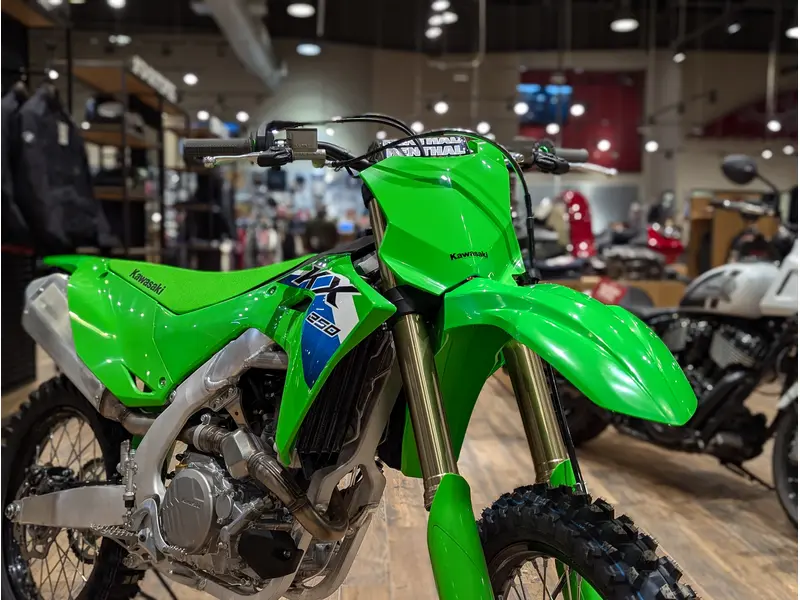 Kawasaki KX250 // Lime Green 2026