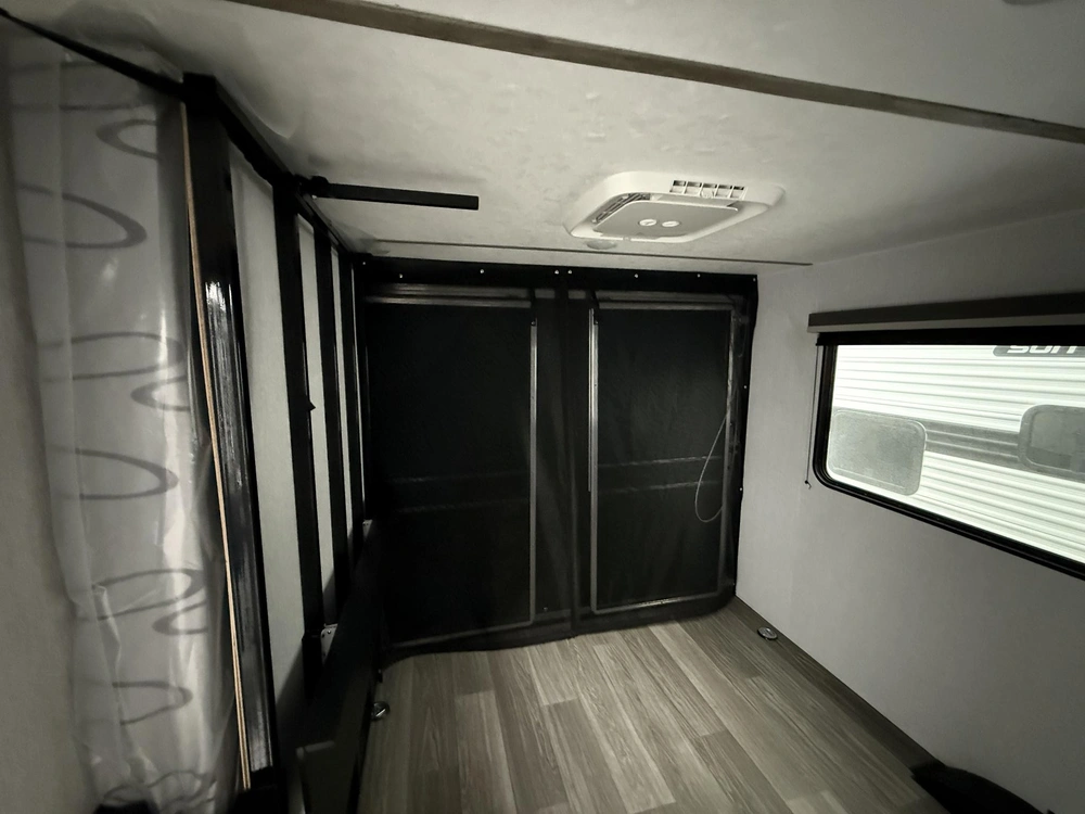 Sunset Park Rv Sunlite Th 14th 2026 alt