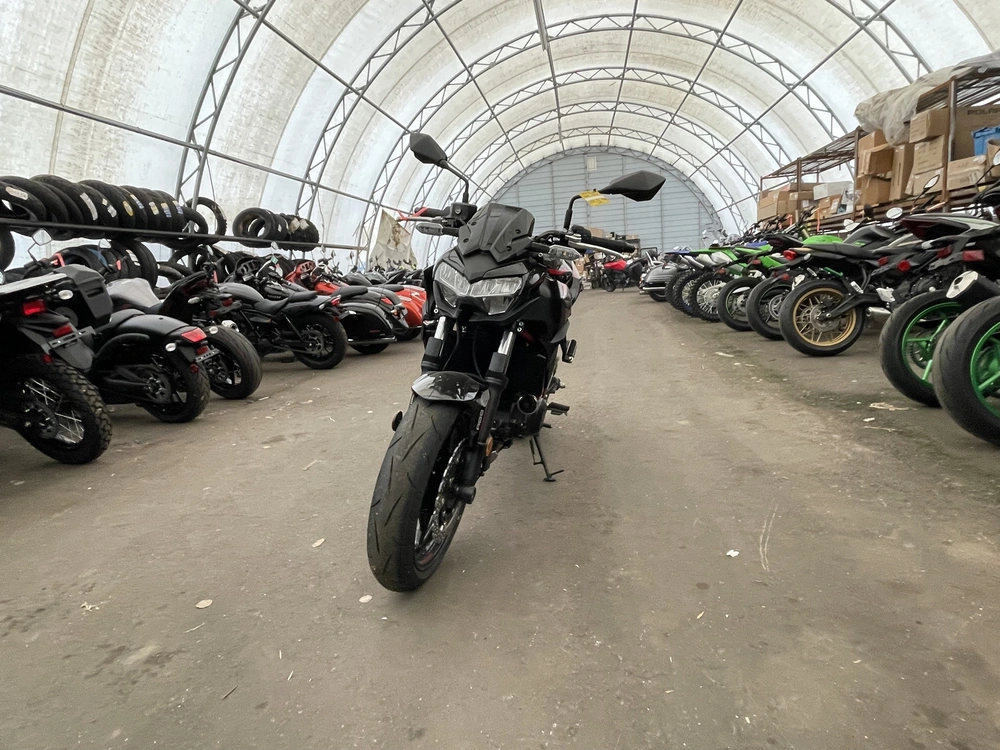 2025 Kawasaki Z650 Abs alt