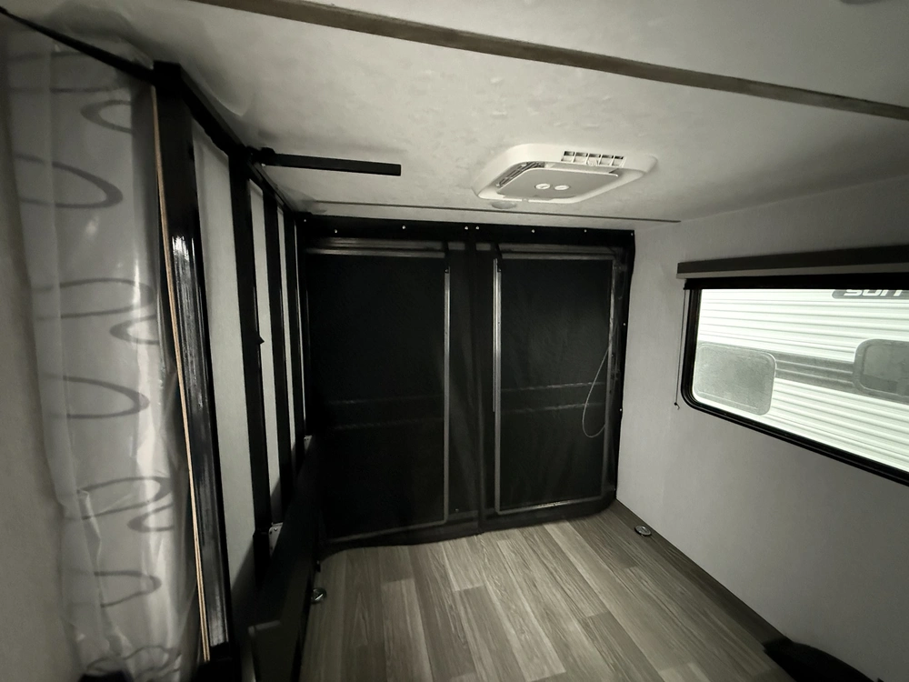 Sunset Park Rv Sunlite Th 14th 2026 alt