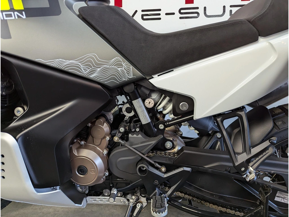 2025 Husqvarna Norden 901 Expedition *2.99% Sur 60 Mois alt