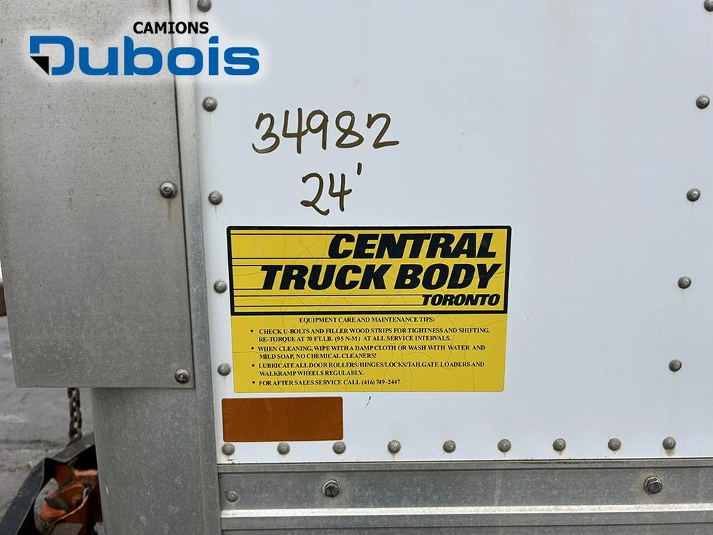 Central Truck Body Dry Box 24' 2015 alt