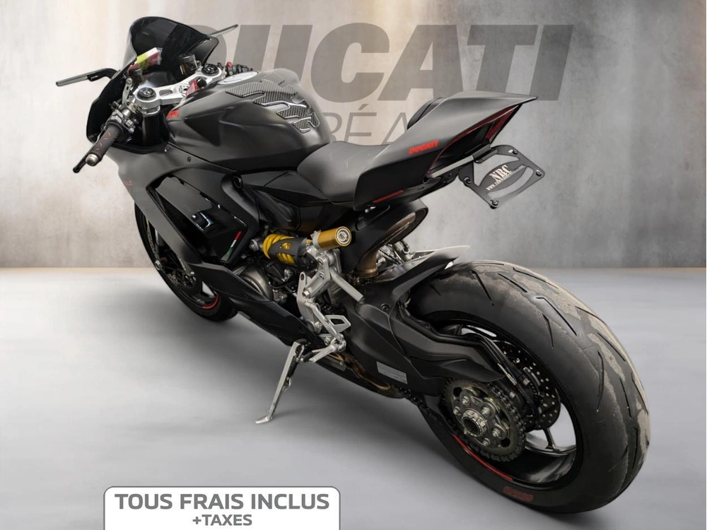 Ducati Panigale V2 2025 alt