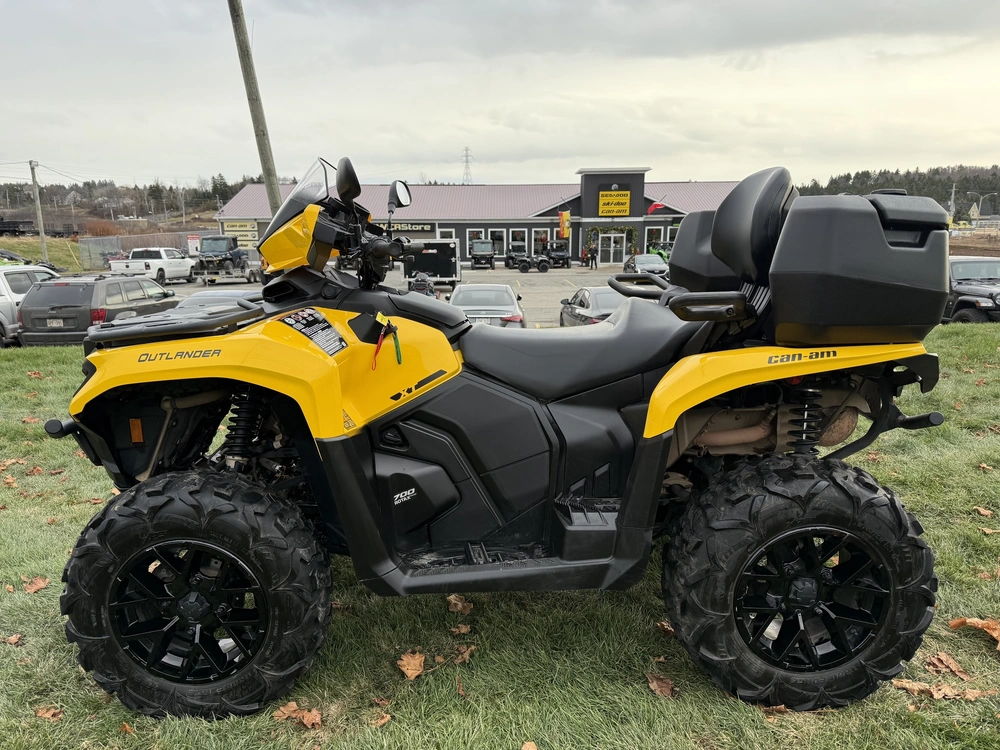 2024 Can-am Outlander Max Xt 700 alt
