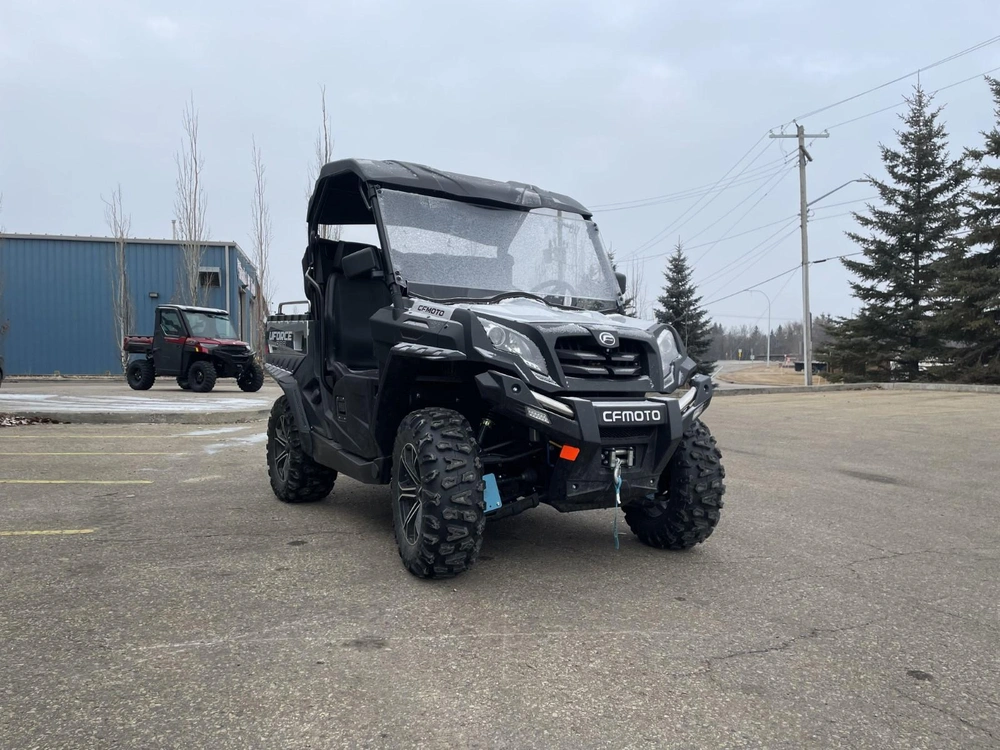 2022 Cfmoto Uforce 800 alt